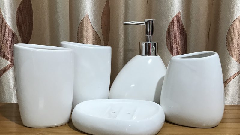蹲便器直冲式与虹吸式：如何选择更适合自己的款式**
